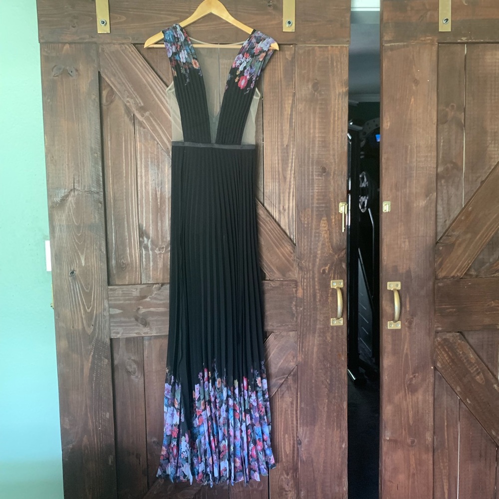Bebe pleated split gown